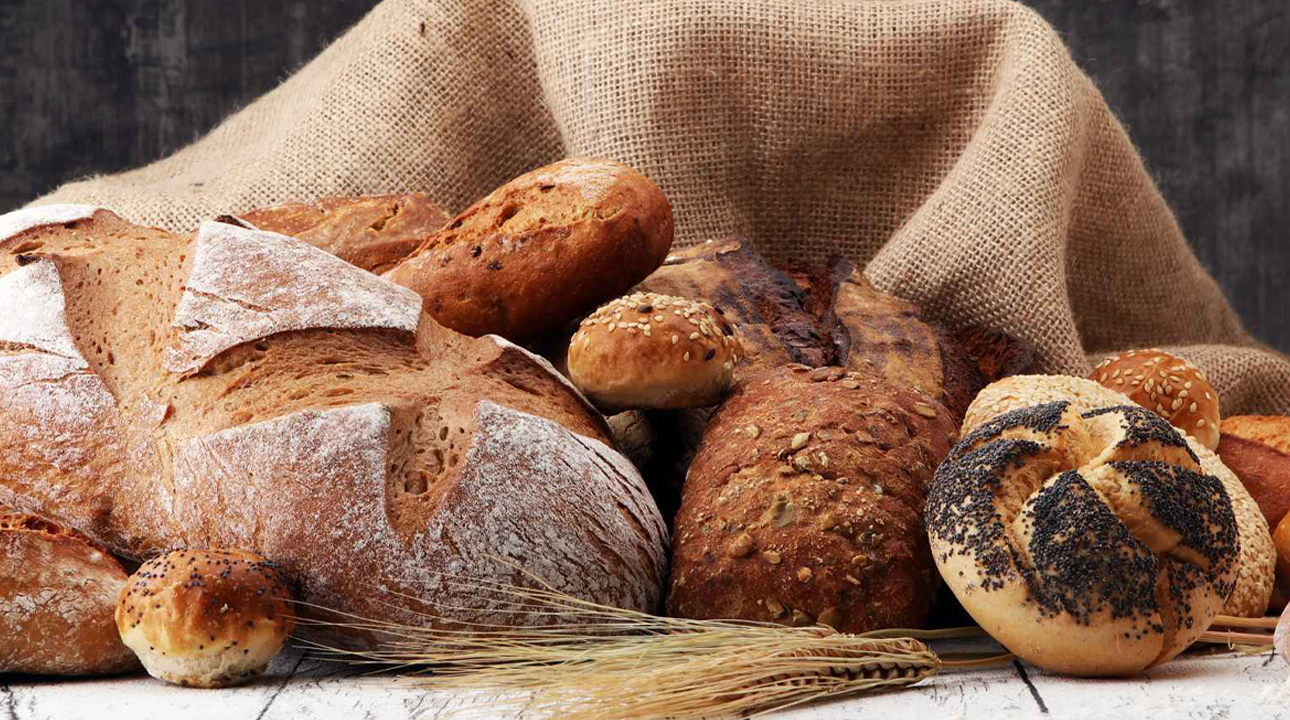 productos variados de pan